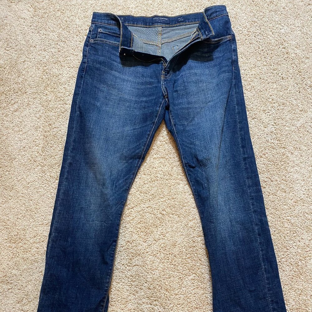 32X30 Lucky Brand 121 Slim Straight Jeans